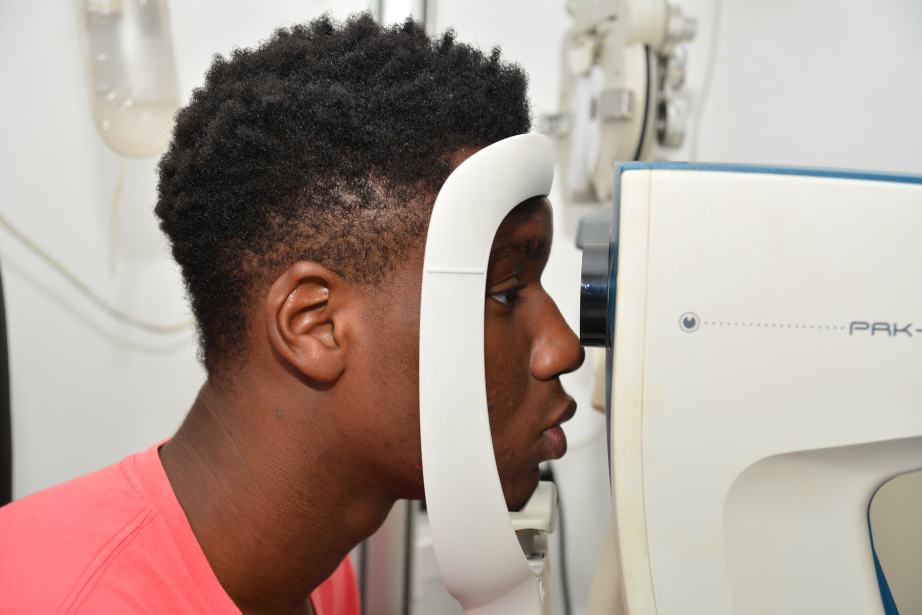 An image of the best eye clinic in Abuja for children.